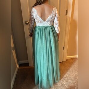 Elegant Lace and Tulle Evening Dress